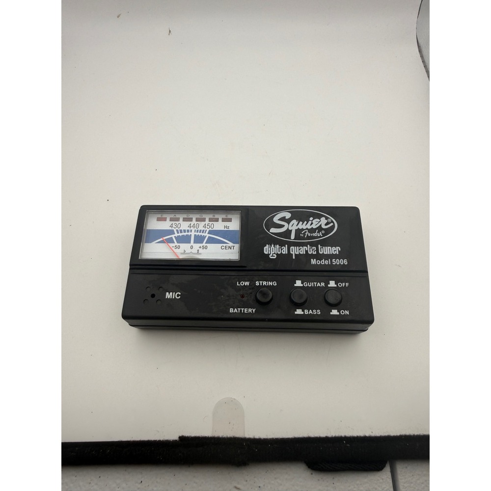 Squier by Fender Digital Quartz Tuner Model 5006 Black Guitar Bass Tuner Vintage